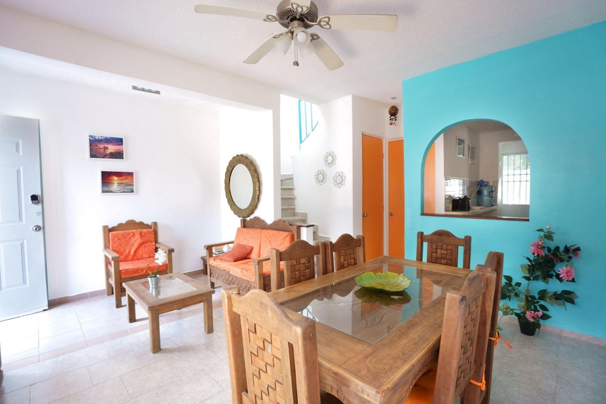 Lovely house near the beach Плая дел Кармен Екстериор снимка