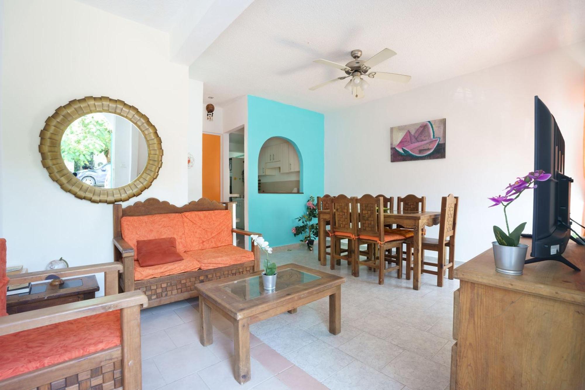 Lovely house near the beach Плая дел Кармен Екстериор снимка